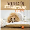 A képen a Magyarország legaranyosabb kutyái 365 gondolat című könyv látható a háttérben egy pudli.